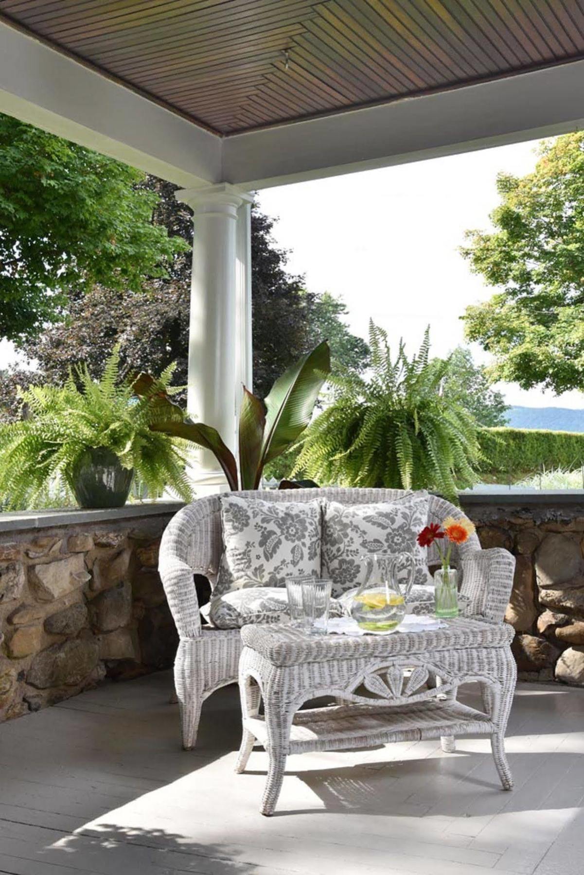 Hilltop House Bed & Breakfast Amenia Exterior photo